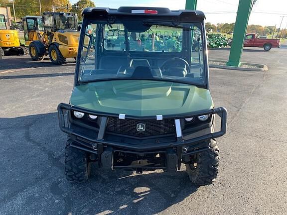 Image of John Deere XUV 835M equipment image 2