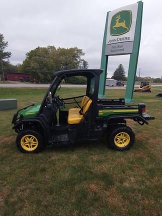 Main image John Deere XUV 835M
