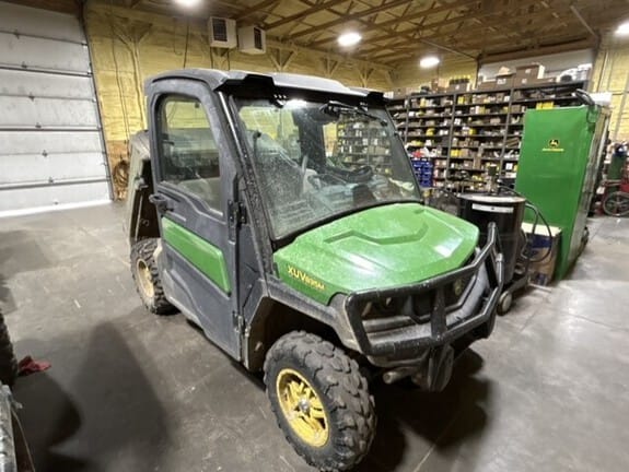 Main image John Deere XUV 835M
