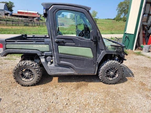 2020 John Deere XUV 835M Equipment Image0
