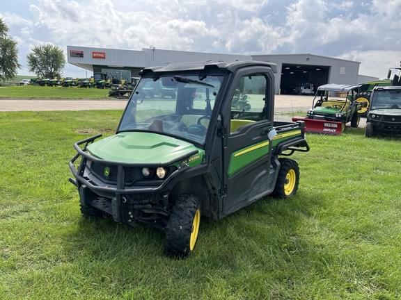 Image of John Deere XUV 835M Primary image