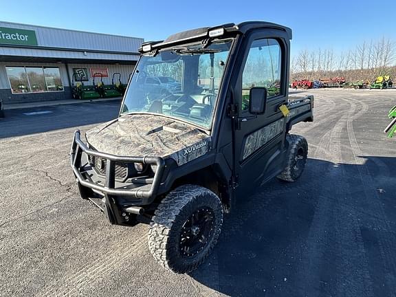 Image of John Deere XUV 835M equipment image 1