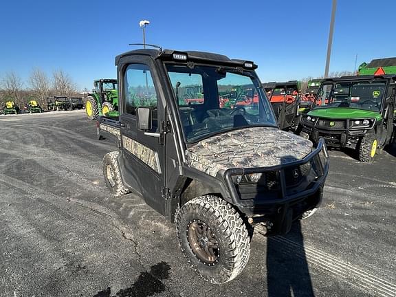 Image of John Deere XUV 835M equipment image 3