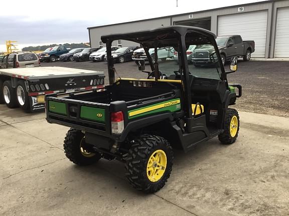 Image of John Deere XUV 835M equipment image 4