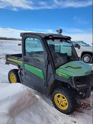 Image of John Deere XUV 835M Image 0