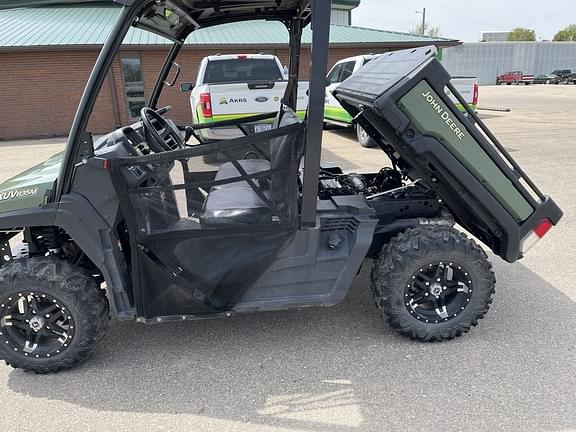 Image of John Deere XUV 835M equipment image 3