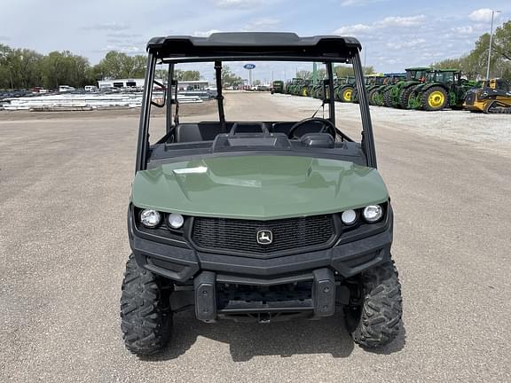 Image of John Deere XUV 835M equipment image 1