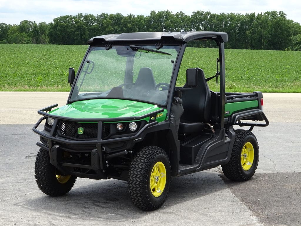 Main image John Deere XUV 835M