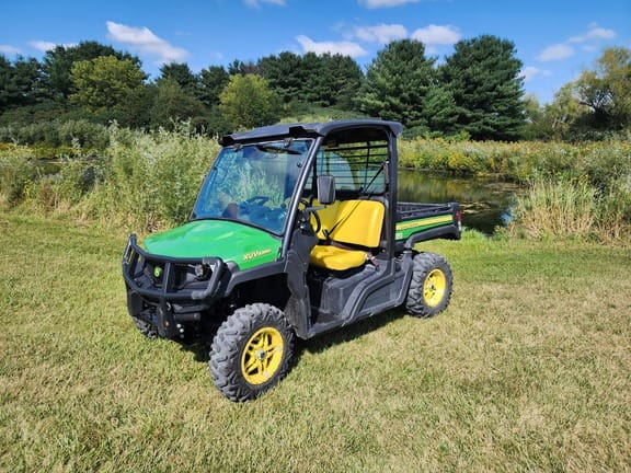 Main image John Deere XUV 835M