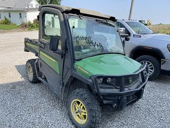 2020 John Deere XUV 835M Equipment Image0