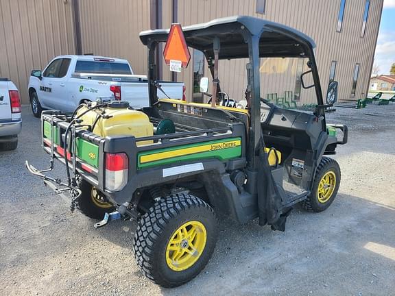 Image of John Deere XUV 835M equipment image 2