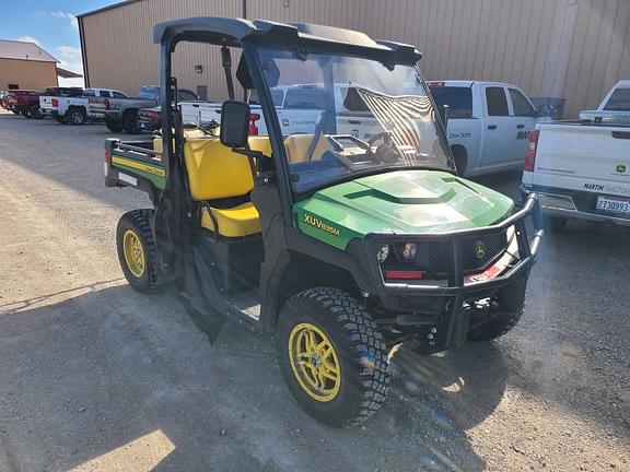 Image of John Deere XUV 835M equipment image 1