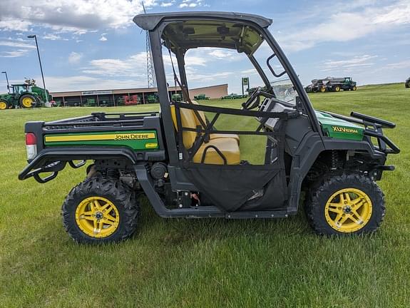 Image of John Deere XUV 835M equipment image 4