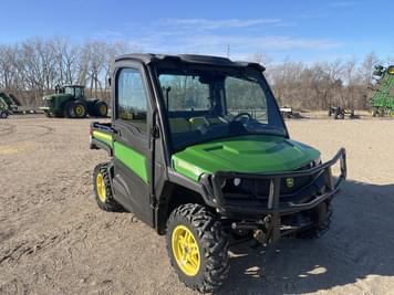 Main image John Deere XUV 835M