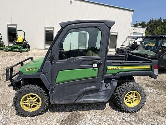 Image of John Deere XUV 835M Primary image