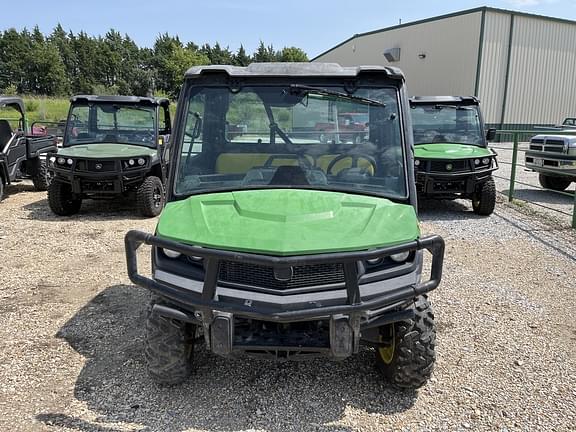 Image of John Deere XUV 835M equipment image 2