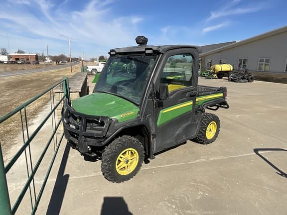 Image of John Deere XUV 835M Primary image