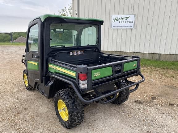 Image of John Deere XUV 835R equipment image 2