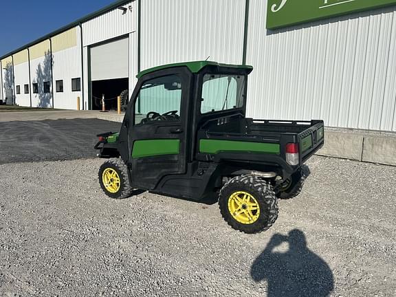 Image of John Deere XUV 835R equipment image 3