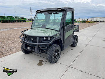 Main image John Deere XUV 835R