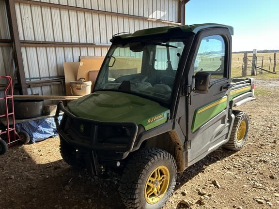 Image of John Deere XUV 835R Primary image