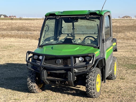 Main image John Deere XUV 835R