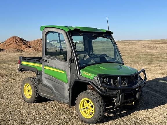 Image of John Deere XUV 835R equipment image 2