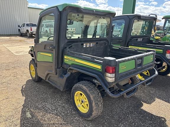 Image of John Deere XUV 835R equipment image 3