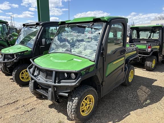 Image of John Deere XUV 835R Primary image