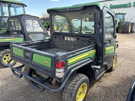 Image of John Deere XUV 835R equipment image 2