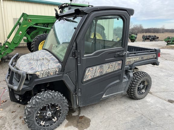 Main image John Deere XUV 835R
