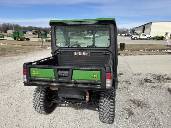 Image of John Deere XUV 835R equipment image 3