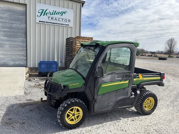 Image of John Deere XUV 835R Primary image