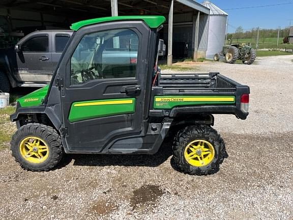 Image of John Deere XUV 835R Primary image