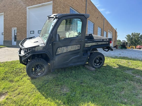 Main image John Deere XUV 835R