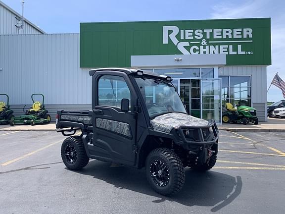 Image of John Deere XUV 835R Primary image