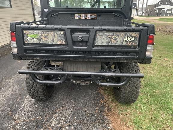 Image of John Deere XUV 835R equipment image 4