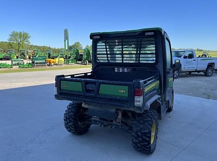 Image of John Deere XUV 835R equipment image 4