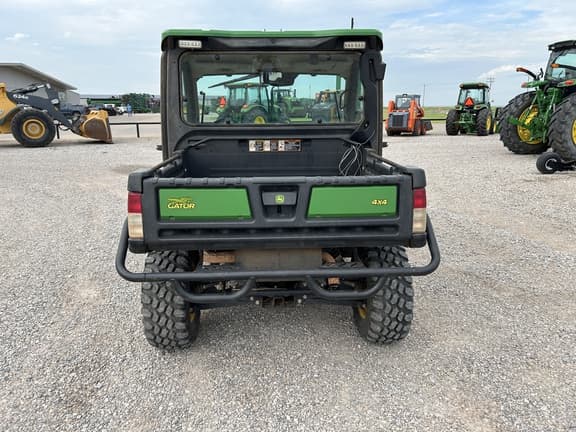 Image of John Deere XUV 835R equipment image 3