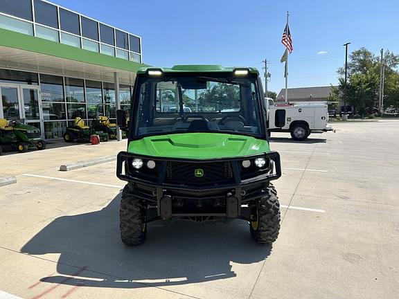 Image of John Deere XUV 835R equipment image 3