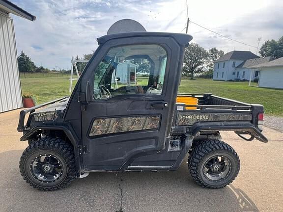 Image of John Deere XUV 835R equipment image 3