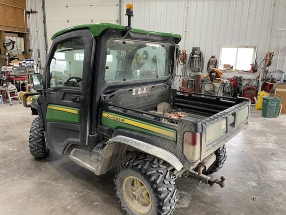 Image of John Deere XUV 835R equipment image 2
