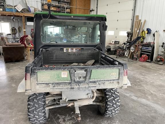 Image of John Deere XUV 835R equipment image 3