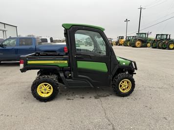 Main image John Deere XUV 835R
