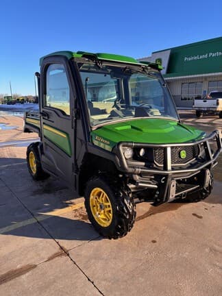 Main image John Deere XUV 835R
