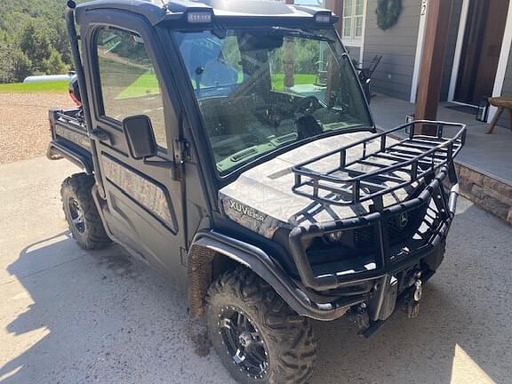 Image of John Deere XUV 835R equipment image 1