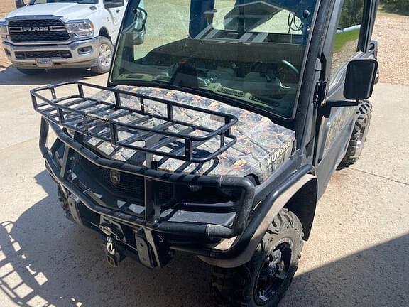 Image of John Deere XUV 835R equipment image 4