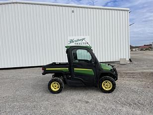 Main image John Deere XUV 835R 3