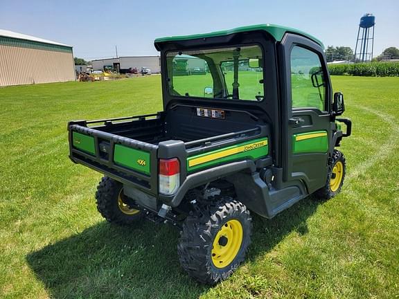 Image of John Deere XUV 835R equipment image 4