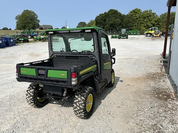 Image of John Deere XUV 835R equipment image 2